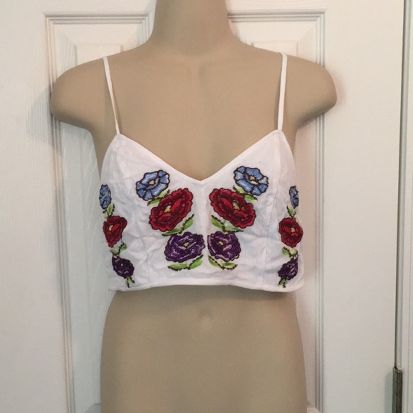 NWT Forever 21 white top- large - Picture 2 of 5